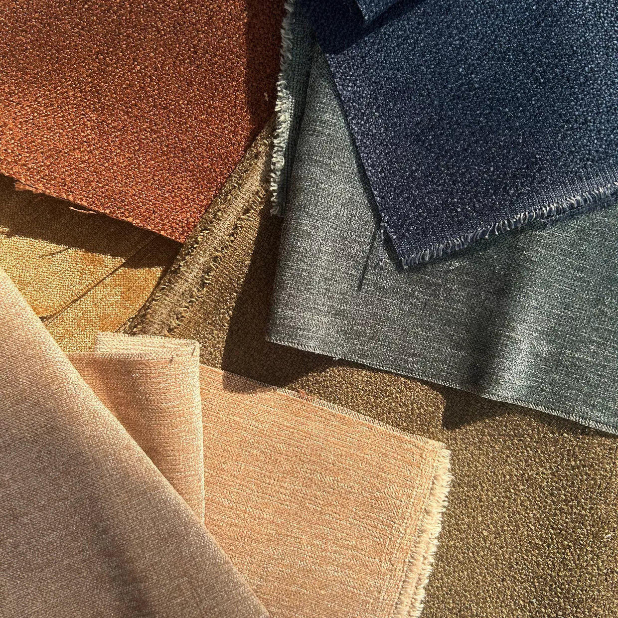 ATLAS CAMEL WASHED-LOOK CHENILLE