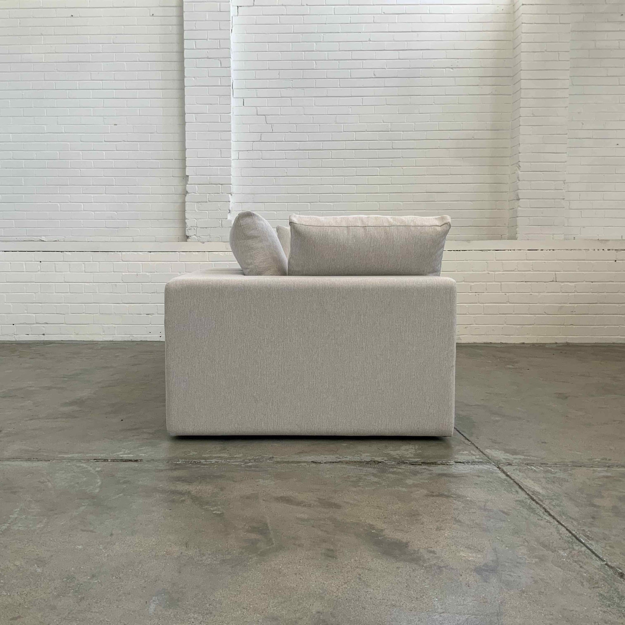 STRATUS MODULAR SOFA | VALUE RANGE FABRICS | MULTIPLE SIZES AND OPTION ...