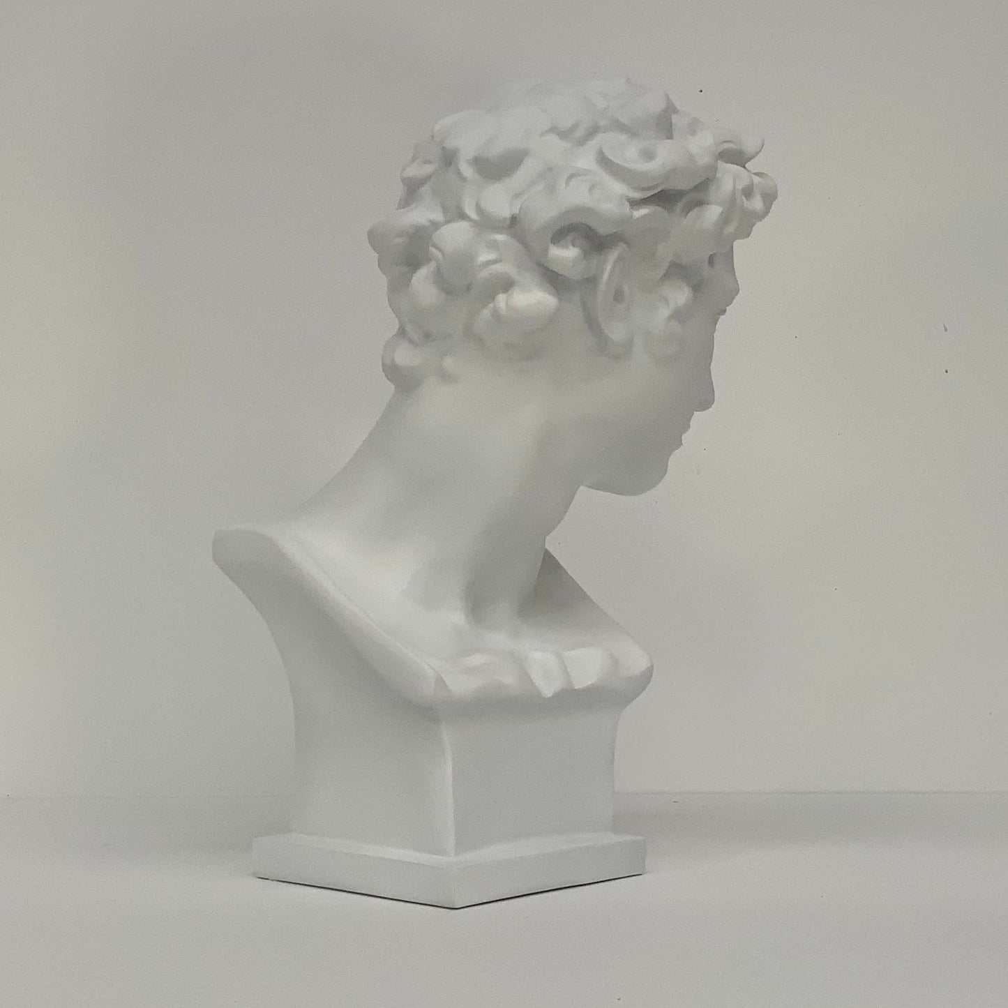 60cm Neo Classical Style Male Bust Statue | White
